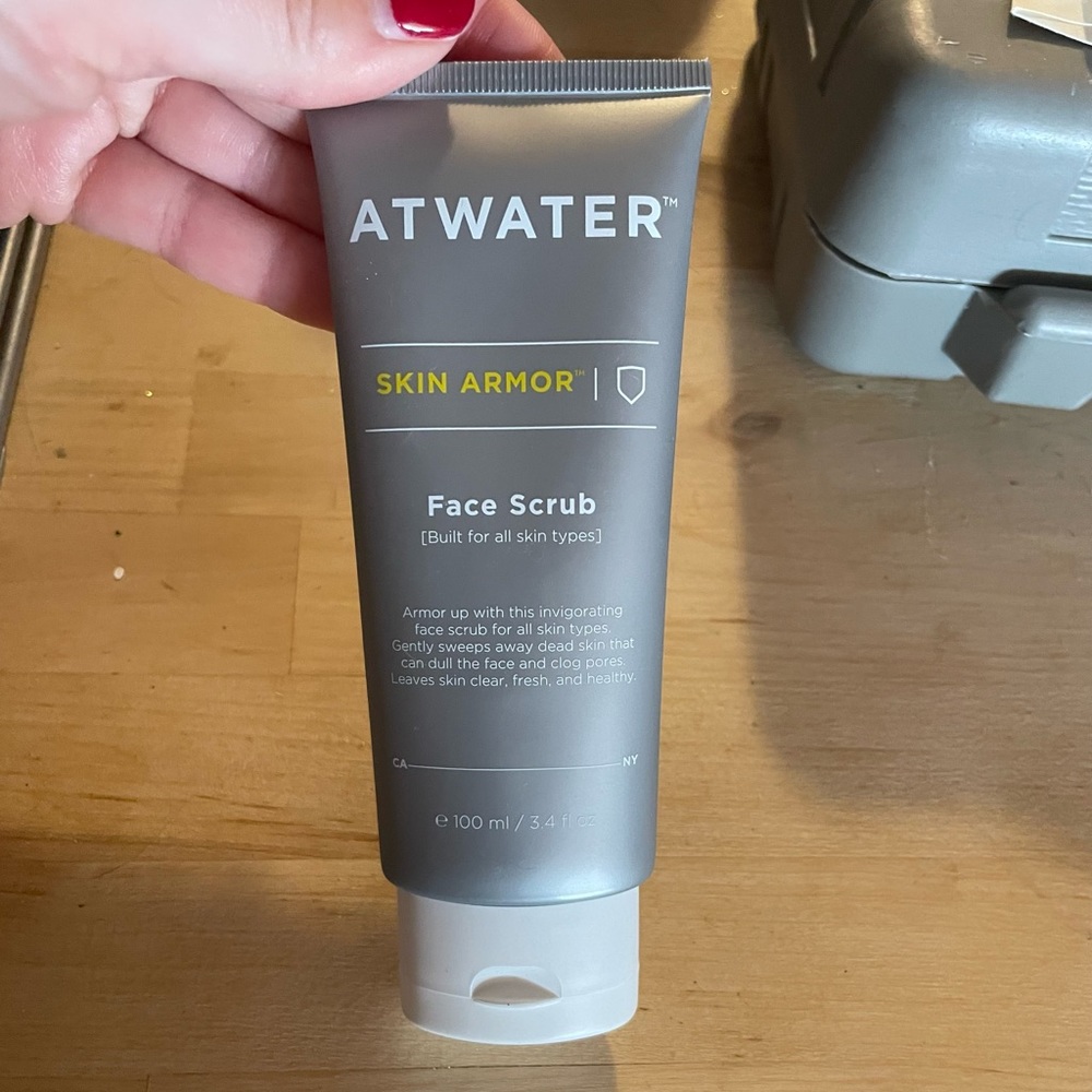 NWOT At Water skin armor face scrub